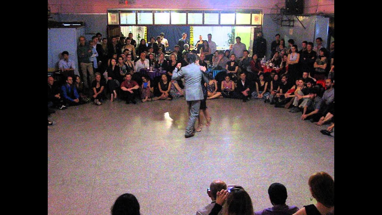 FABIAN PERALTA y JOSEFINA BERMUDEZ en Viva La Pepa Milonga (1/3)