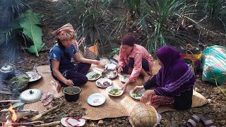 Download lagu suasana di desa dayak, hidup enak makan enak, mencari ikan di sungai dan sayur di hutan kalimantan mp3 Download lagu suasana di desa dayak, hidup enak makan enak, mencari ikan di sungai dan sayur di hutan kalimantan mp3