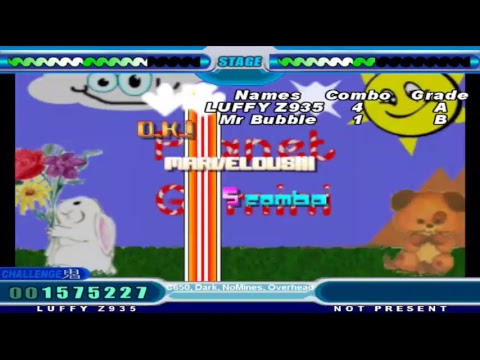 JUGANDO UN RATO STEPMANIA ONLINE CON THE BLUE  (LLEGANDO A 700 SUBS)