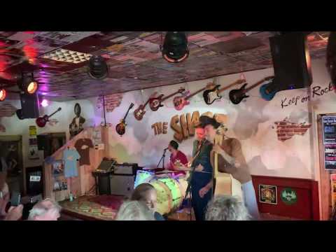 The Spunyboys in The Shack - Bitterbal ;-)