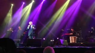 Salvatore Adamo - Gana siempre el amor (Lola y Bruno) (En español)