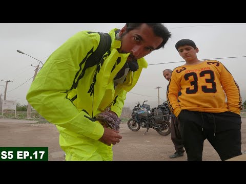 ARRIVED AT IRAQ BORDER AFTER RIDING IN BAD WEATHER | S05 EP.17 | PAKISTAN TO SAUDI ARABIA MOTORCYCLE