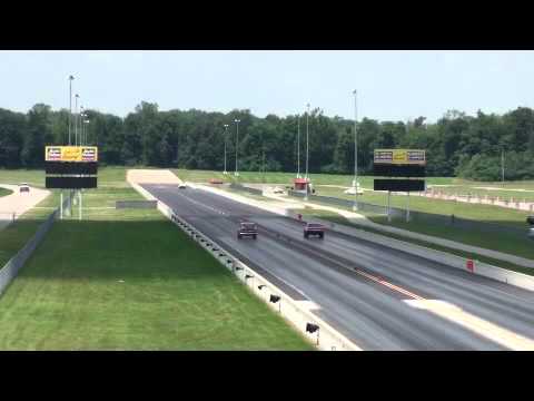 1963 Super Lark R3 vs 1969 GTO