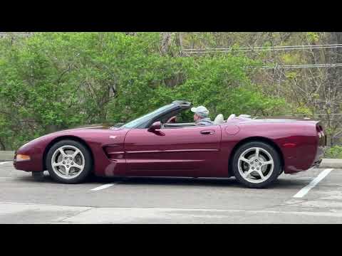 **SOLD on the CCC Buy-It-Now Lot** Sub-90K km 2003 Chevrolet Corvette Convertible 50th Anniversary 6-Speed Manual