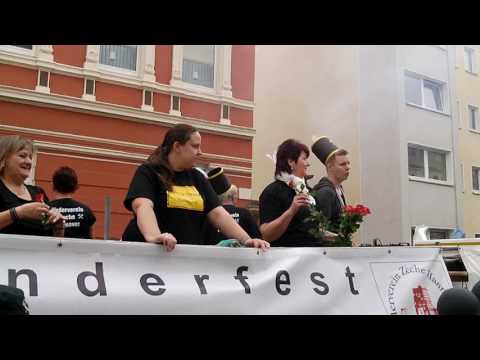 Förderverein Zeche Hannover  im Cranger Kirmes Festumzug 2016 FILE0057