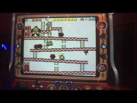 Retro Dave in the Arcade & donkey kong on the Game boy