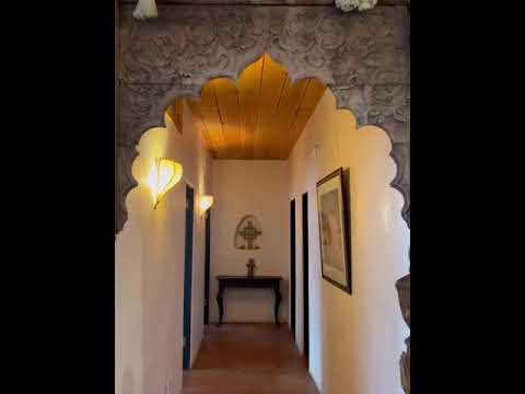 Taos Earth-ships and Straw Bale Homes