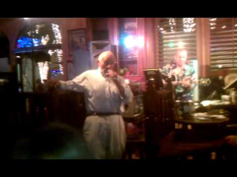 McCabe's Irish Pub Naples, Al the guest singer