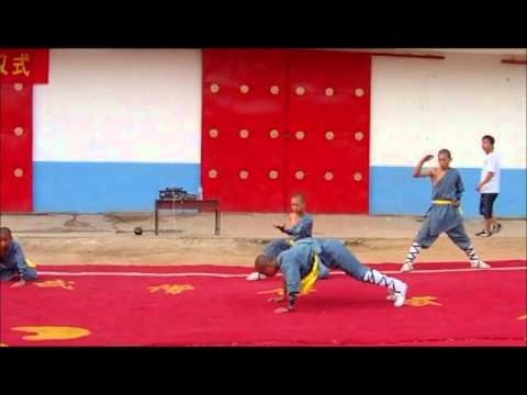 download lagu mp3 mp4 Shi De Yang School, download lagu Shi De Yang School gratis, unduh video klip Shi De Yang School