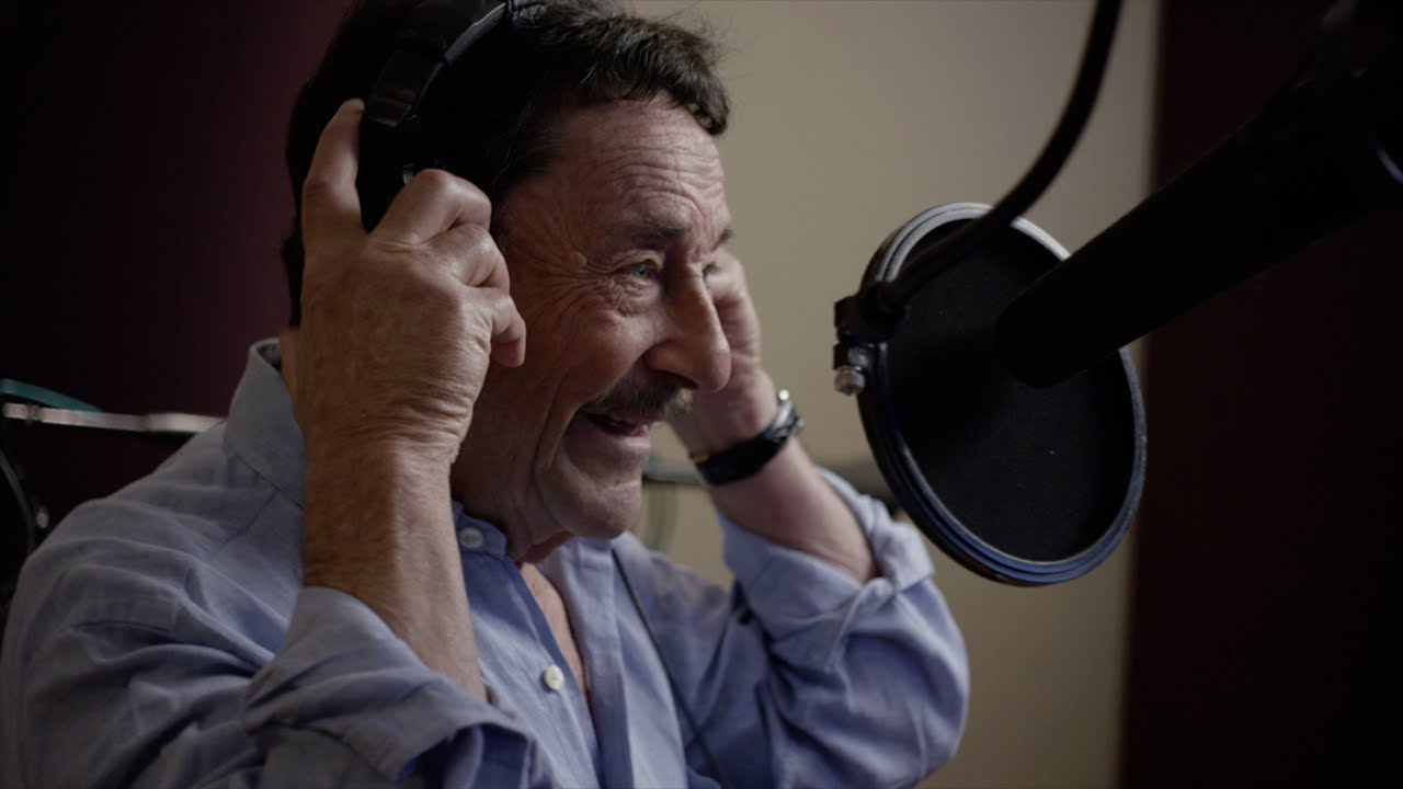 Transformers: Devastation Behind the Scenes with Peter Cullen - YouTube