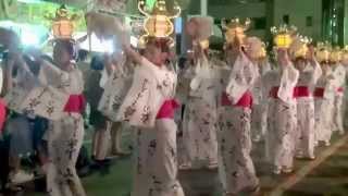 preview picture of video '山鹿灯籠祭り　2014　千人灯籠踊り おまつり広場　山鹿市民'