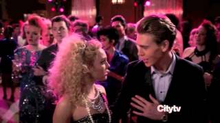 THE CARRIE DIARIES: TONY VINCENT CAMEO APPEARANCE