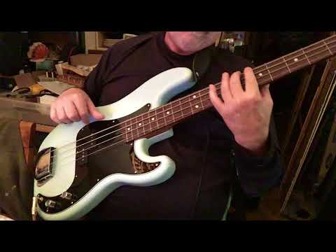 Demo of SCB Fretless P - Sonic Blue with Nordstrand Pickups