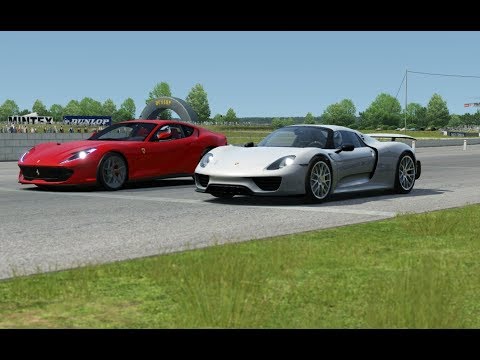 Ferrari 812 Superfast vs Porsche 918 Spyder