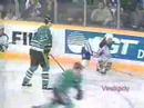 Jim Kyte vs Kelly Buchberger