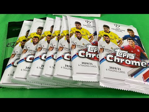 Erling Haaland Pink Wave X-Fractor out of Topps Chrome Soccer Blaster