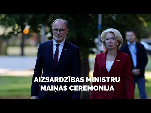 Aizsardzības ministra amatā stājas Andris Sprūds