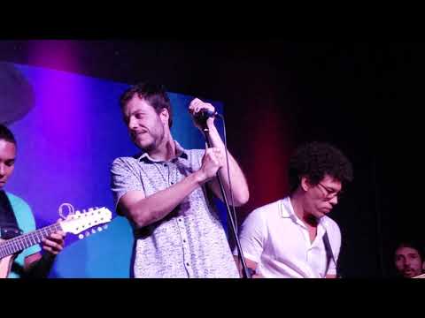 João Cavalcanti em Queira ou não Queira e Certidão