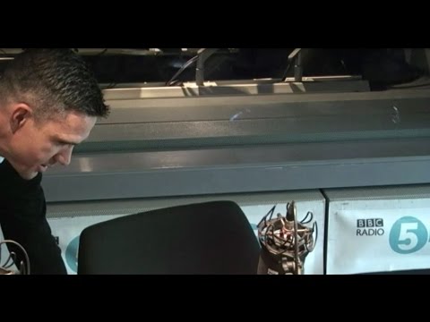 Aggers on Pietersen while Pietersen listens in