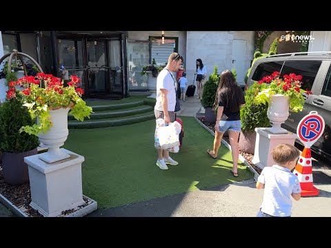 Aglomerație la munte în minivacanța de patru zile din august. Cât costă cazarea în Brașov