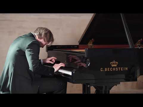 Ivo Kahánek - Hybatelé rezonance