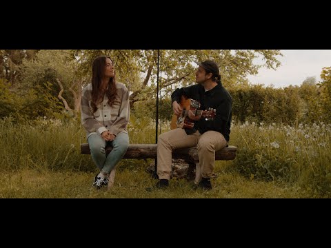 Mick Pedaja & Angeelia - Sound of Pines (Live Session)