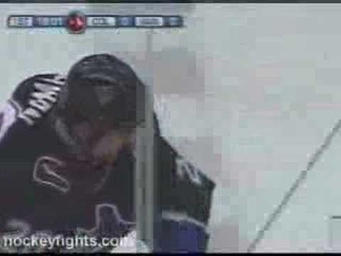 Ian Laperriere vs Jeff Cowan