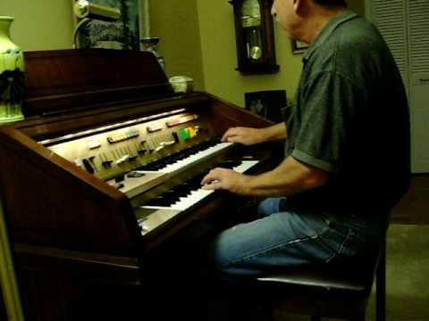 Wurlitzer Omni 5000 Alley Cat Song