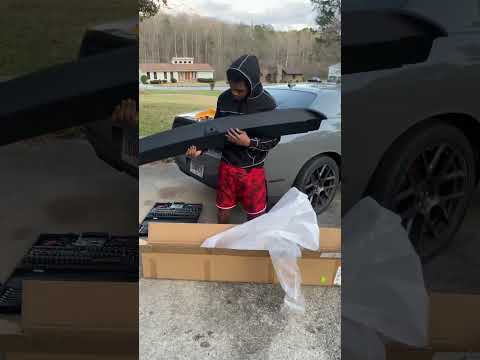 Installing Redeye Spoiler on Scatpack. Big Bertha #mopar #srtaddicts