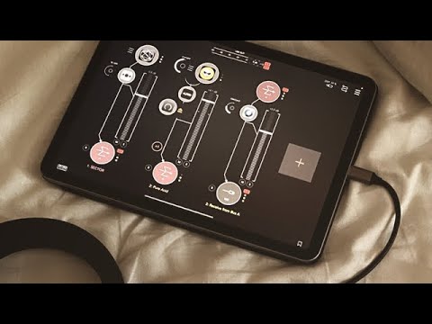 Acid Thunder (Quantovox Spatializer Special)