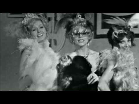 Helena Vondráčková, Naďa Urbánková & Marie Rottrová - Anči, sviť (Ain't She Sweet) (1974)