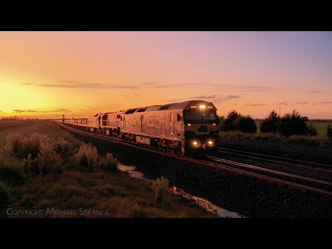 1MC6 Pacific National Grain Train At Sunset: G539 X48 BL32 (9/10/2022) - PoathTV Australian Railways