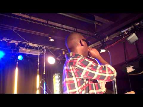 Tinie Tempah - Tears (Live @ Dingwalls - 10 for 10 MTV)
