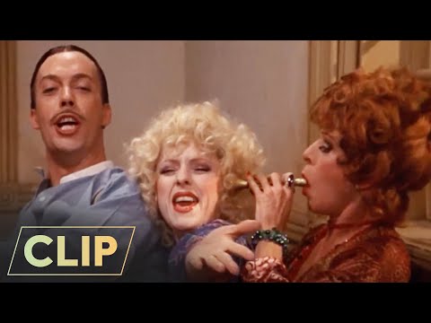 Annie (1982) | Easy Street | Carol Burnett, Tim Curry, Bernadette Peters