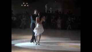 Junior Cervila y Camila Alegre - A Evaristo Carriego (2005)