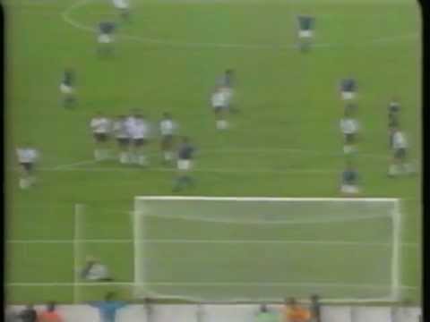 1990 (June 25) Italy 2-Uruguay 0 (World Cup).mpg