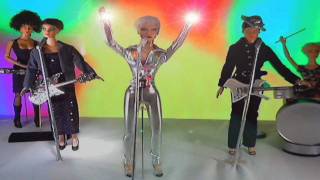 SHINING LIGHT Annie Lennox Stop Motion Animation Tonner Doll