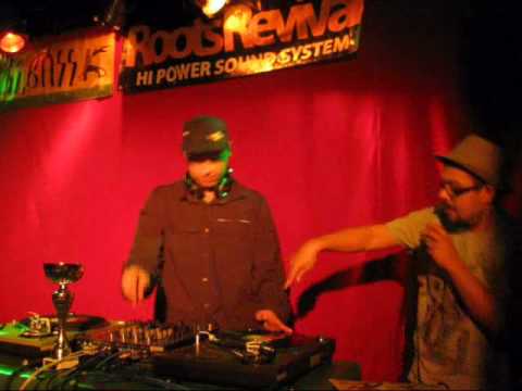 Roots Clash 2009 runda1 Revolda