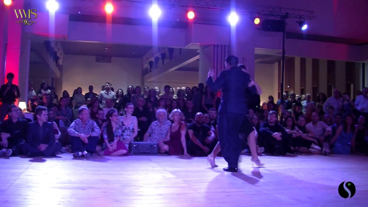 JONATHAN SAAVEDRA Y CLARISA ARAGON - 9WMS2018