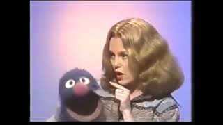 Sesame Street Sing After Me By Madeline Kahn and Grover (1977)