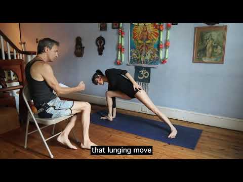 Adjusting Utthita Parsvakonasana Verbal and Physical Cues (Side Angle Stretch) with David Garrigues