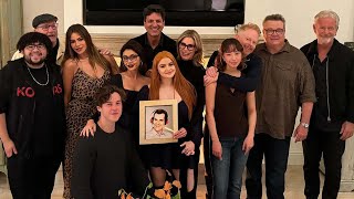 Sofia Vergara Hosts Modern Family Reunion and Honors Star Who Couldn