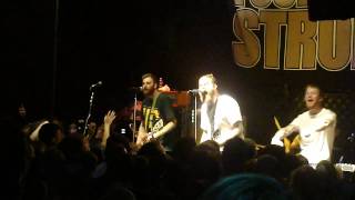 FOUR YEAR STRONG - Semi Charmed Life