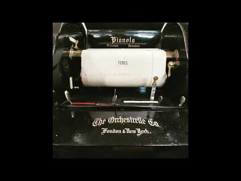 Whispering - played by Rog Bargy and Charley Straight (1920)