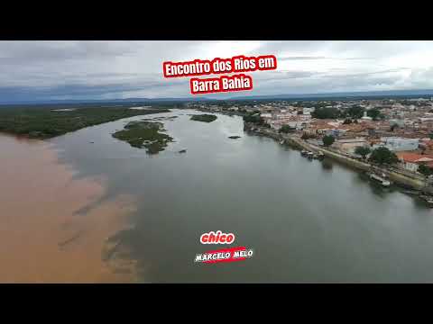 Encontro dos rios em  Barra Bahia.