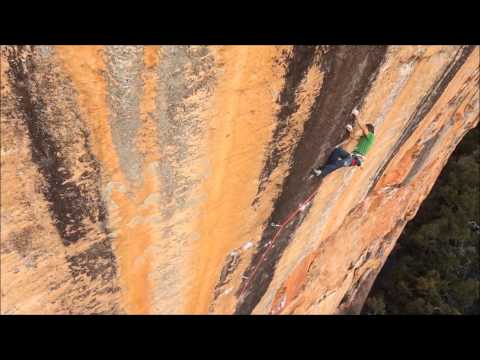 ©Chris Sharma Climbing 9b+ ON SIGHT 5.15c©