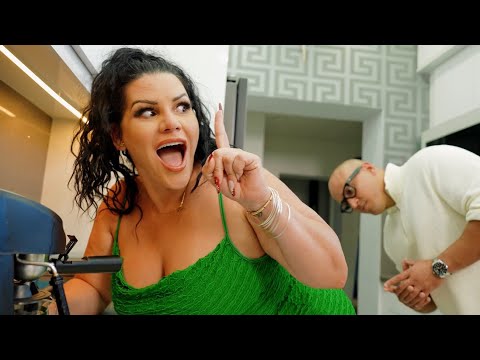 Nic N'Taya and Angelina Castro