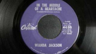 Wanda Jackson - In the middle of a heartache