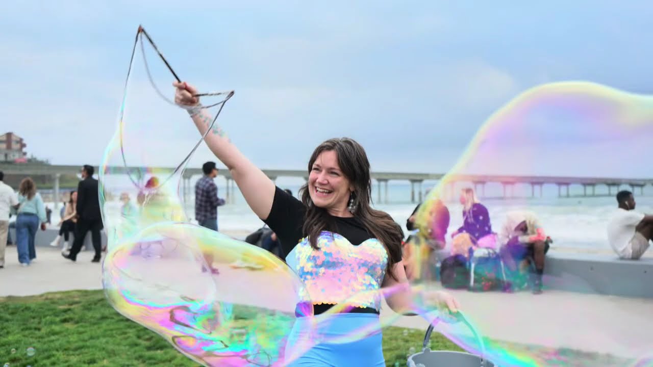 Promotional video thumbnail 1 for Bubble Club