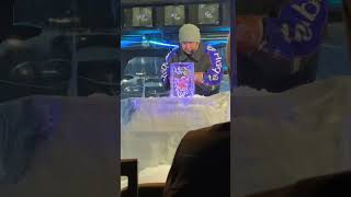 Beautiful video of injecting color into an ice sculpture !!!
